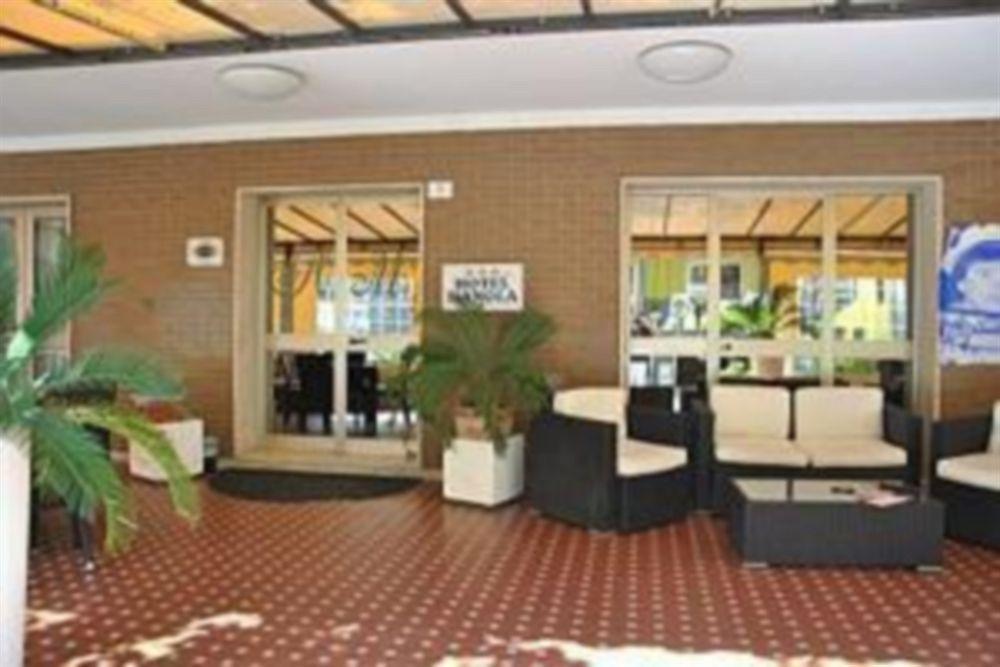 Hotel Manola Rimini Bagian luar foto